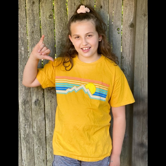 Capsule mountain sun yellow t-shirt size‎ L - Picture 1 of 3